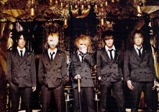 the GazettE [band] -  3 X_5da030ce94